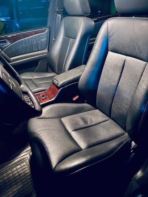 Mercedes-Benz E 300 — fotografia 7