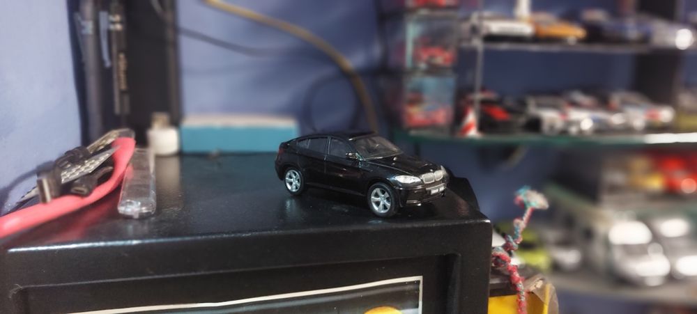 Модель автомобіля BMW X6