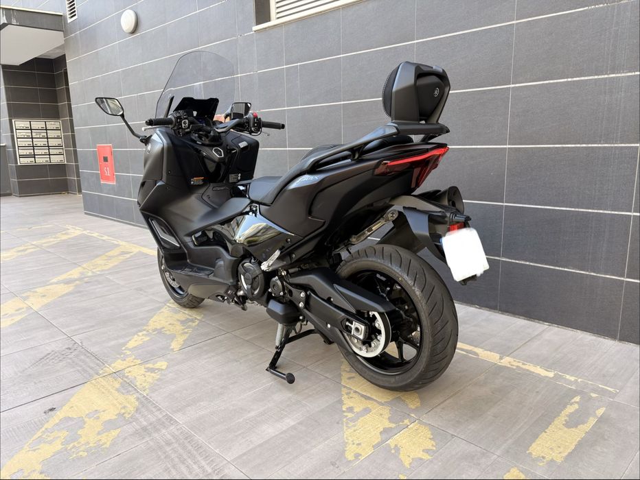 Tmax 560 Tech Max 2024