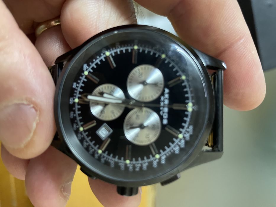 Relógios suiss akribos
