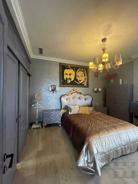 Продам розкішну квартиру в ЖК Славія з видом на річку Дніпро.