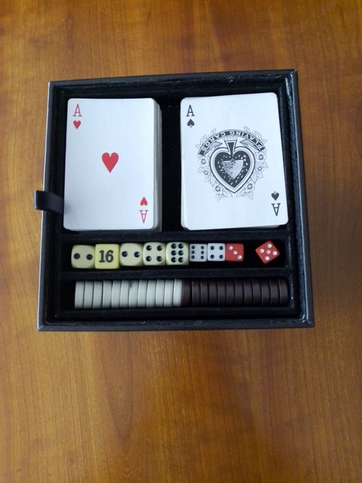 Caixa com vários jogos424882964676618242