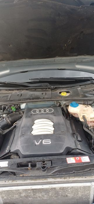 Audi A4 B6 2.4 Бензин