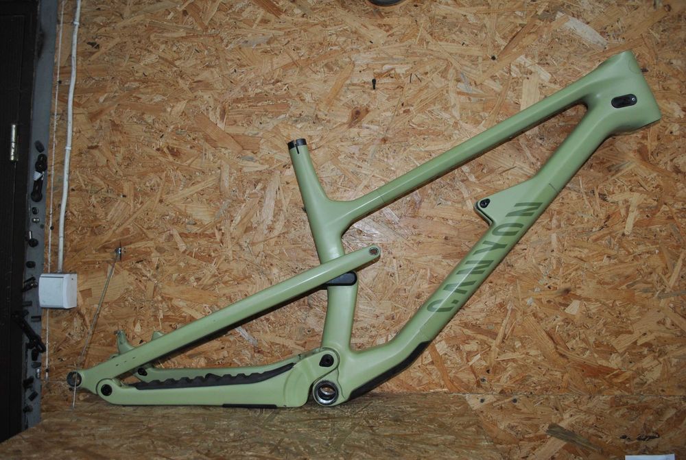Rama Enduro 29 Canyon Spectral 125 full MTB Karbon XL