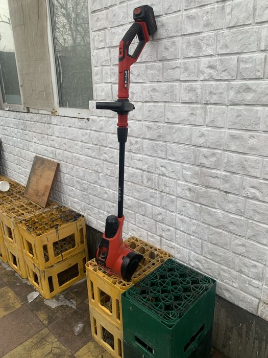 Щітка для миття тротуарної плитки