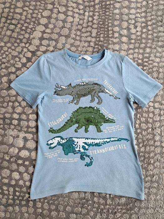 Chłopięcy t-shirt interaktywny H&M bluzka koszulka z cekinami 134-140