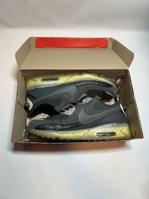 Кросівки Nike teraskeip