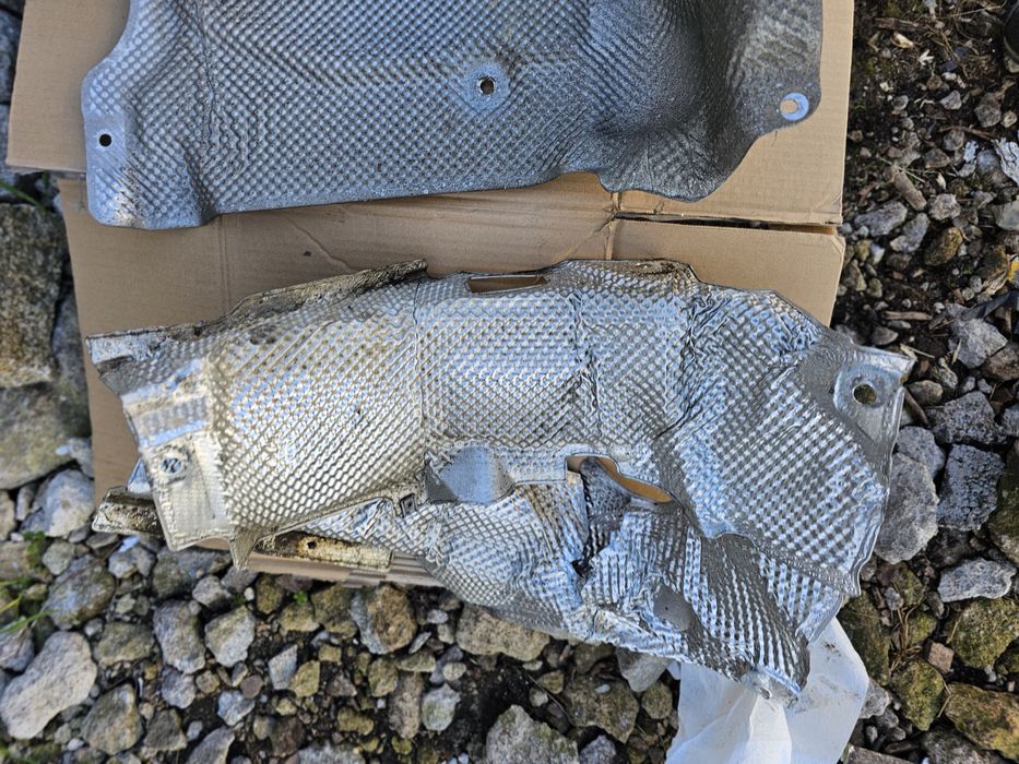 Bmw m3  e90 e92 e93 m3 s65b40 v8  osłona  termiczna komplet osłon  ter