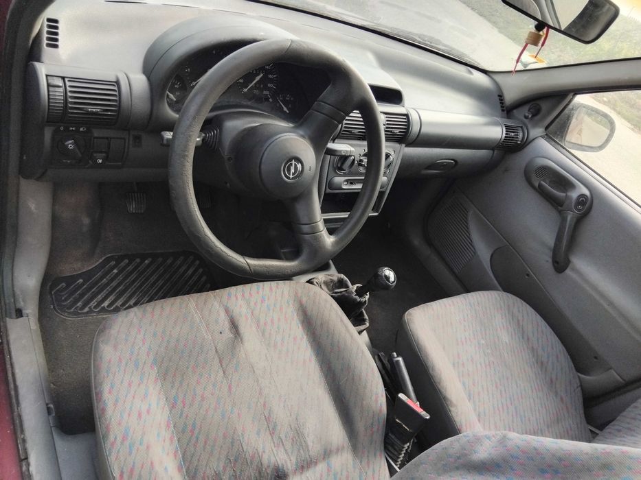 Vendo opel corsa b 1.4