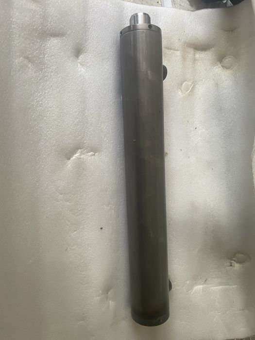 Cilindro hidraulico 50/30/300