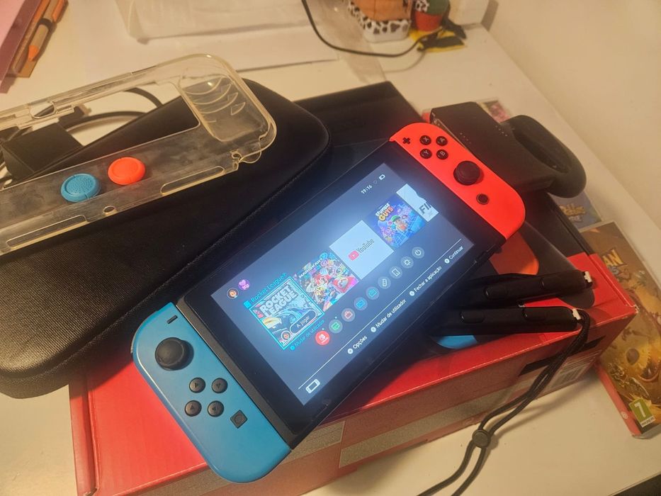 Vendo nintendo switch em ótimo estado