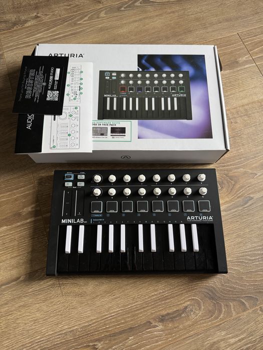 Arturia MiniLab MkII MIDI-клавіатура (25 клавіш)