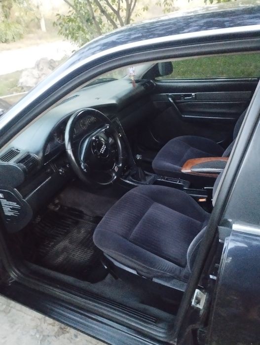 Продам Ауди А6 с4.