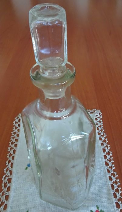 Garrafa Vidro Macdonald Greenlees (Escócia) - Marca Estampada na Base