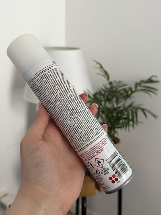Batiste cheeky cherry suchy szampon