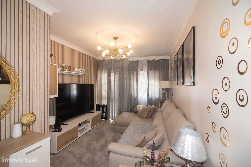 Apartamento T2 para venda — Alverca Do Ribatejo E Sobralinho, Lisboa