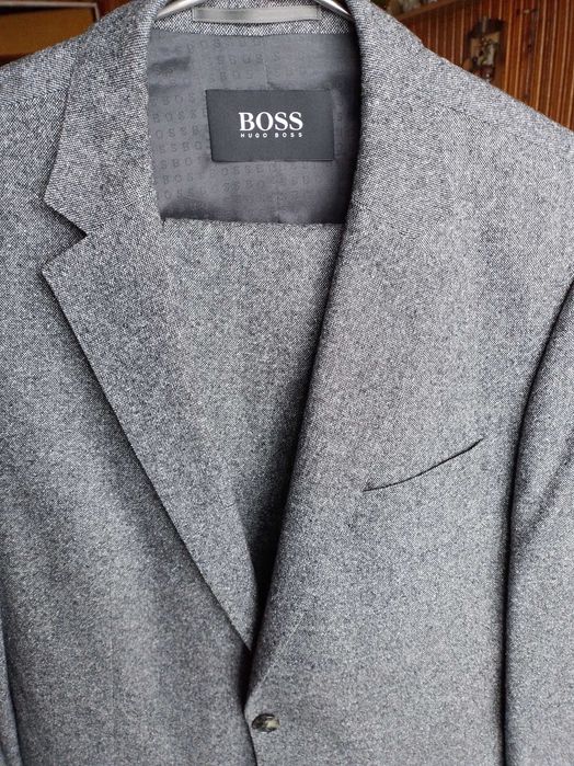 Чоловічий костюм