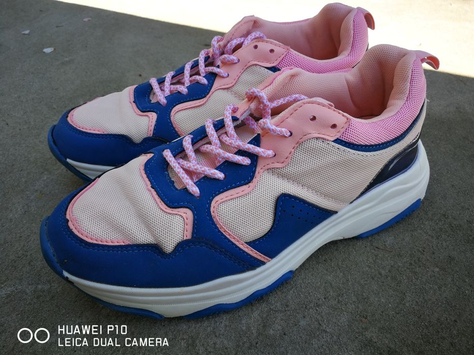 Женские кросовки