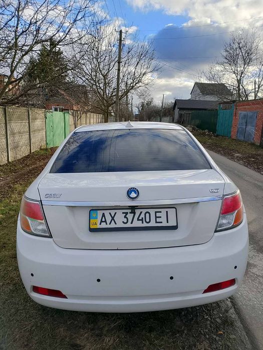 Автомобіль Geely