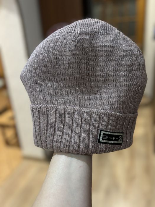 Шапка жіноча рожева