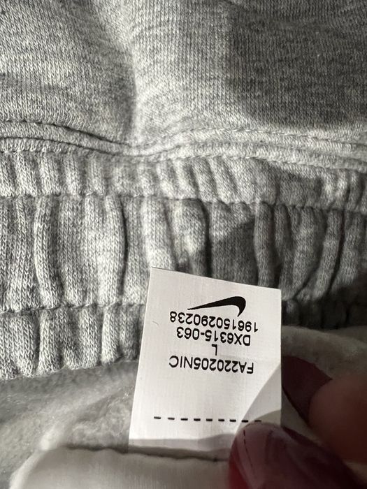 Nike Nowe spodnie joggery dziecięce, r. L