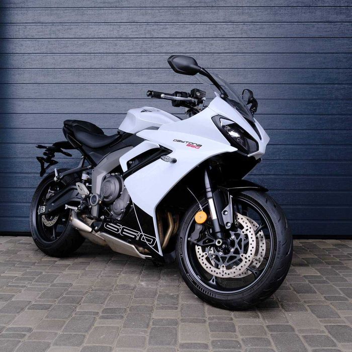 Продам мотоцикл TRIUMPH DAYTONA 660 (9193)
