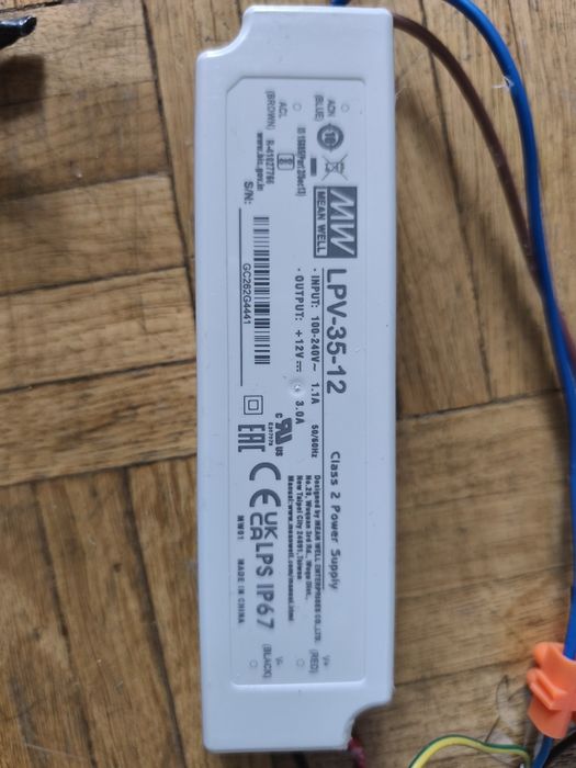 Moduły LED 12V + zasilacz Mean Well LPV-35-12, ok. 5,5 m