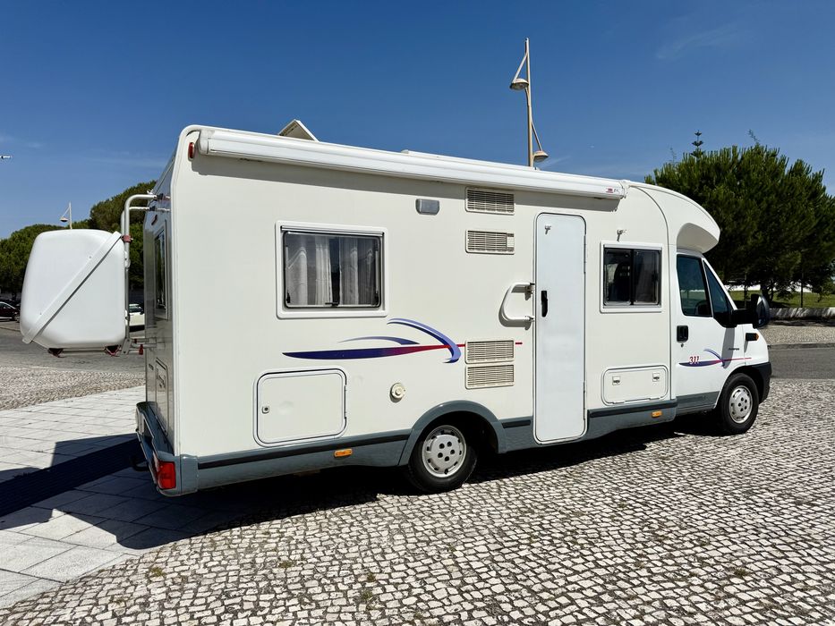 (Reservada)Autocaravana perfilada Citroen 2.8 JTD ano 2004