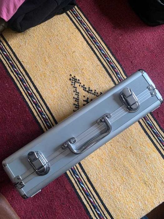 Mooer - Pedalboard - Firefly M6 - For 6 Micro Guitar Pedals. Metal light case.