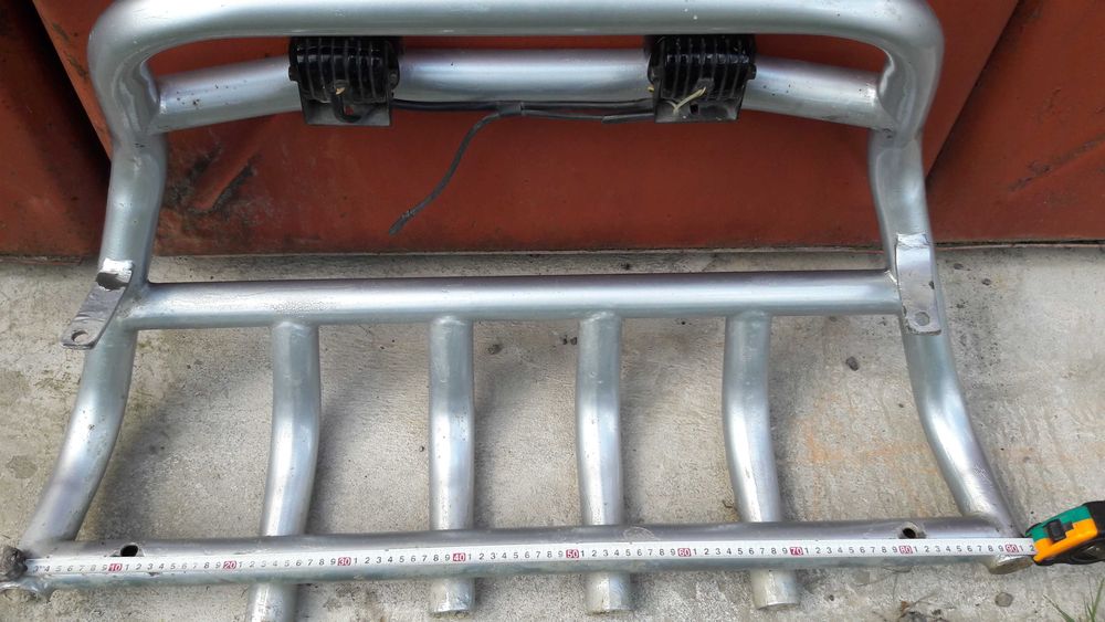 Продам кенгурятник (захист бампера та двигуна) в гарному стані.