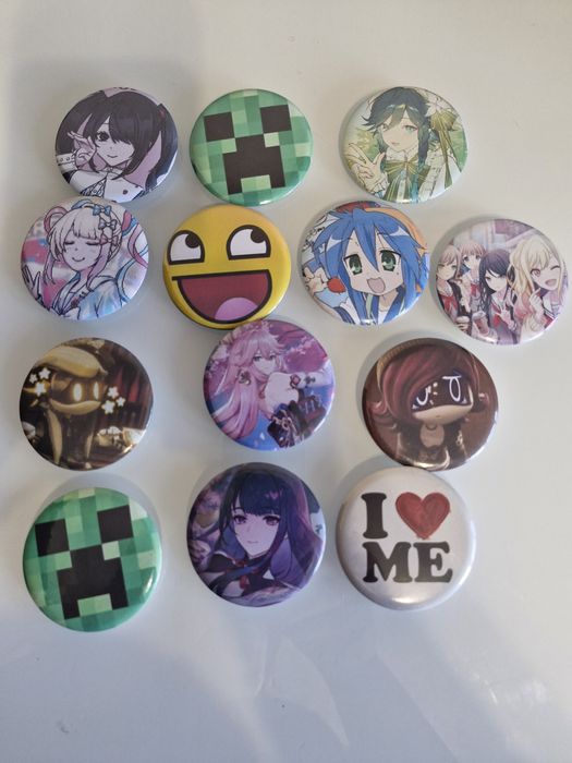 Значки Аниме , 58 мм и 25 мм Можно на заказ. 25 грн шт