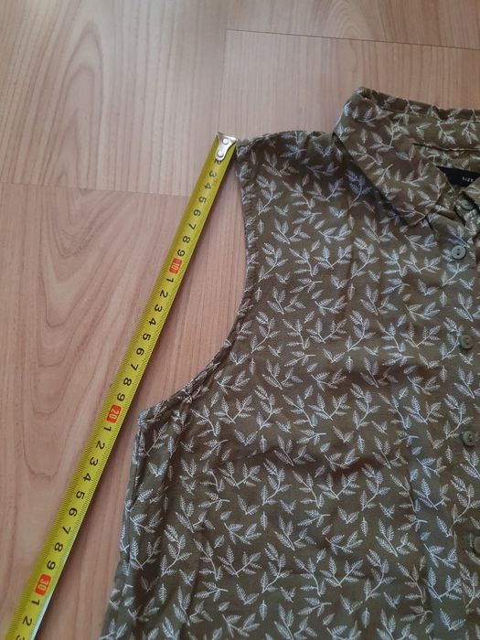 Koszulowa bluzka bez rękawów XS sinsay Khaki