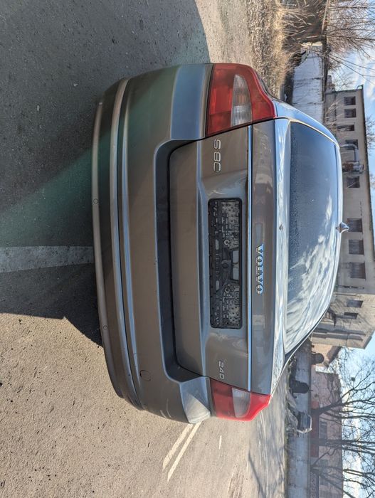 Задній бампер Volvo XC60 XC70 P3 V60 r-design  V70 S80 V50