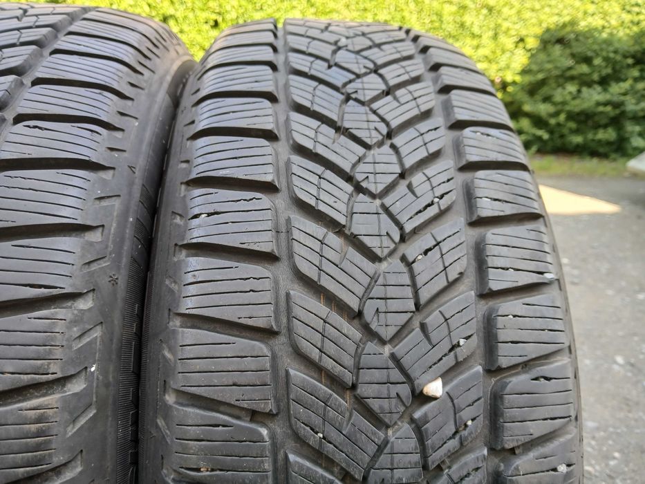 Opony wielosezonowe 215/60/17 FULDA bieżnik 7,5mm F-VAT