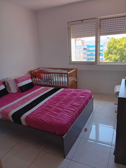 Apartamento T2 santo Antônio da charneca barreiro
