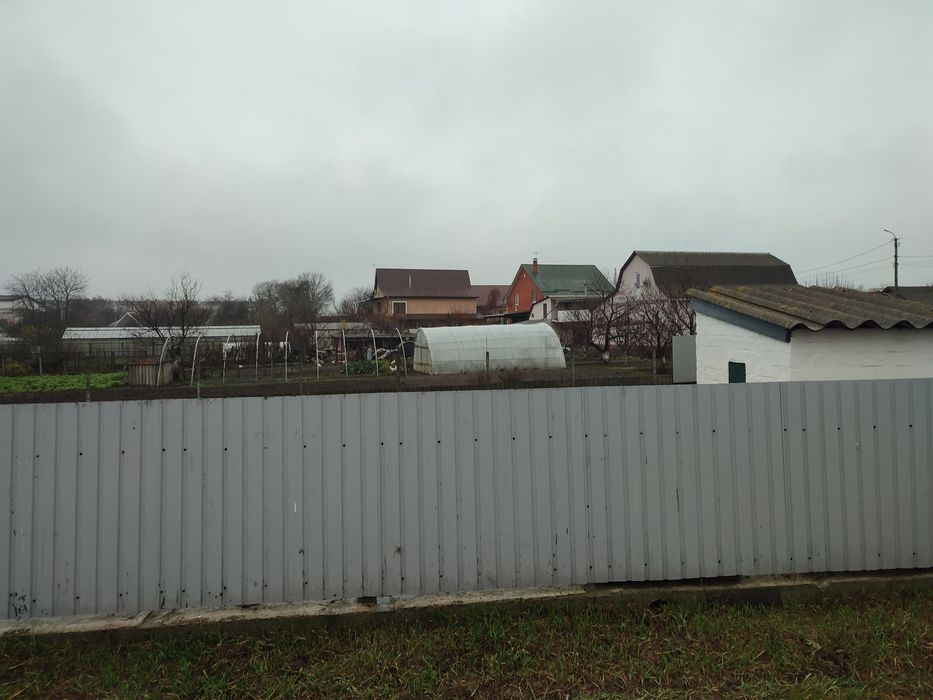 Продам ділянку вул. Польова, 86а  5 соток фактично 7 соток