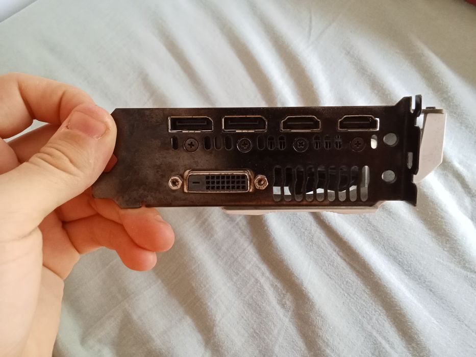 ASUS GeForce GTX 1060 6GB OC64752186763778124