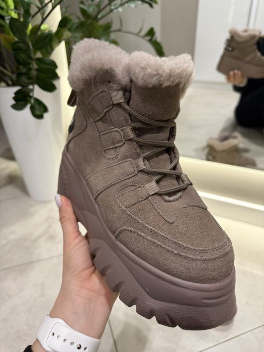 Зимові черевики 37 р