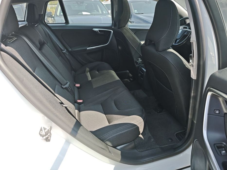 Volvo V60 Facelift 2,0 дизель ВІДЕО