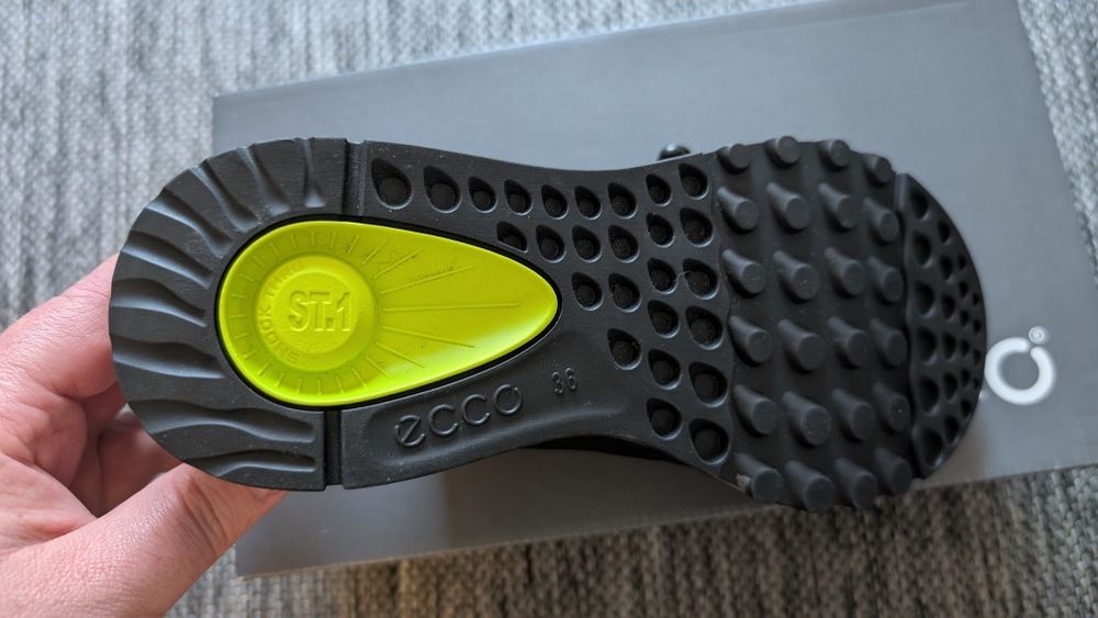 34,35,36,37  Ecco Exostride Low Gtx Tex Gore Tex Exostrike