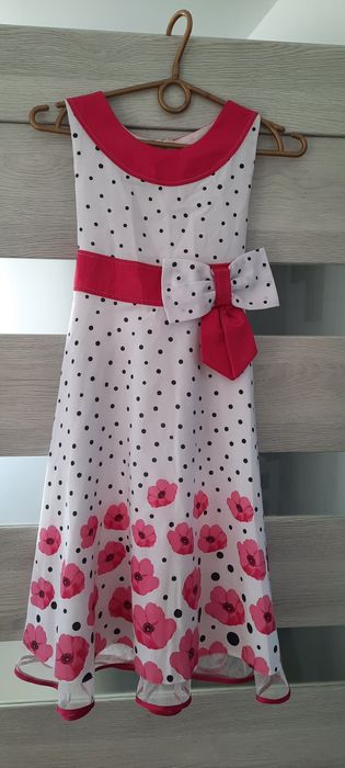 Elegancka sukienka z bolerkiem rozm 122