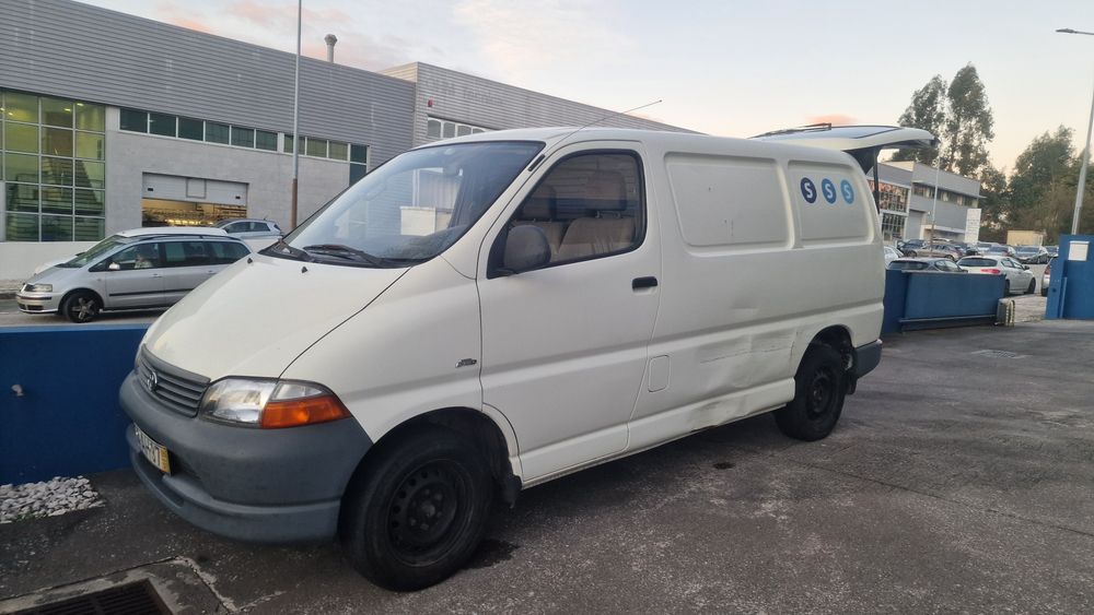 Toyota Hiace  3 Lugares