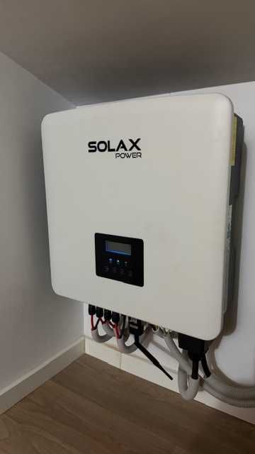 Inversor Híbrido SOLAX Trifásico X3-HYBRID-G4 5 kW usado