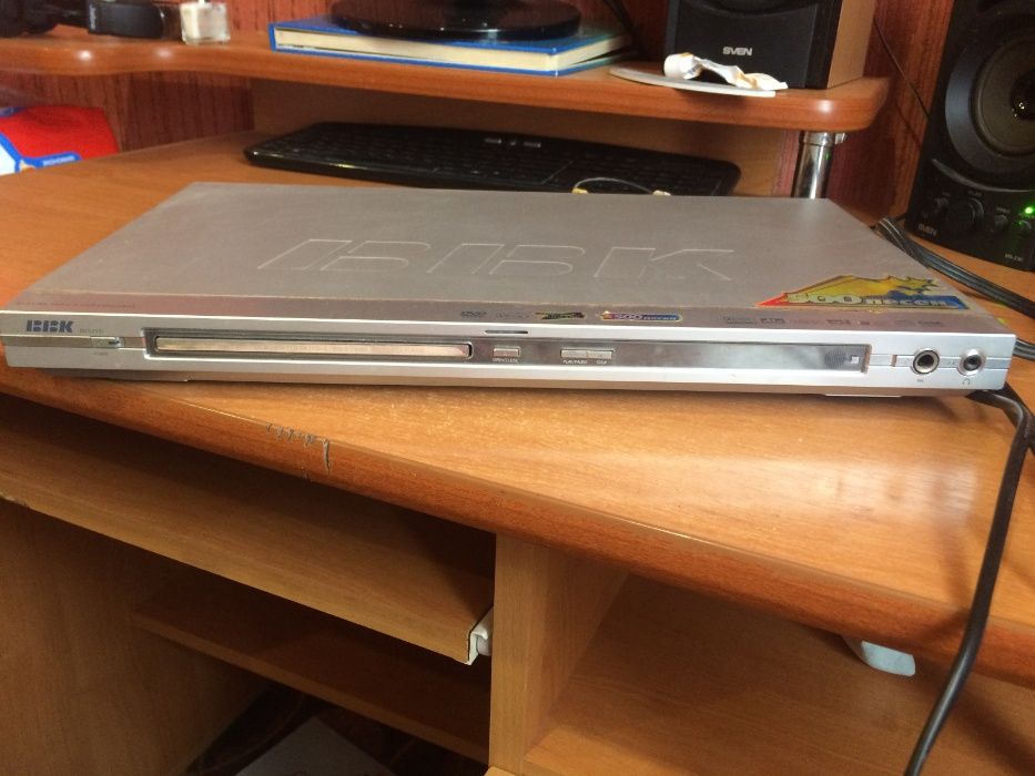 продам DVDплеер б/у