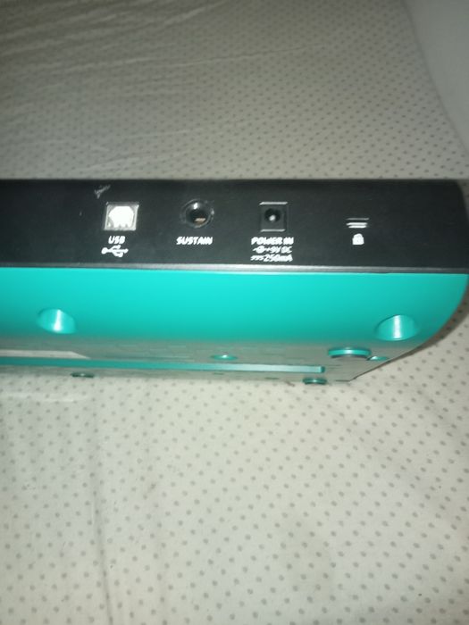 Novation Launchkey 25 MK3