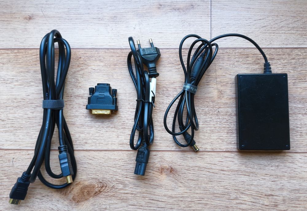 Монитор 23" Samsung Syncmaster BX2335 Led