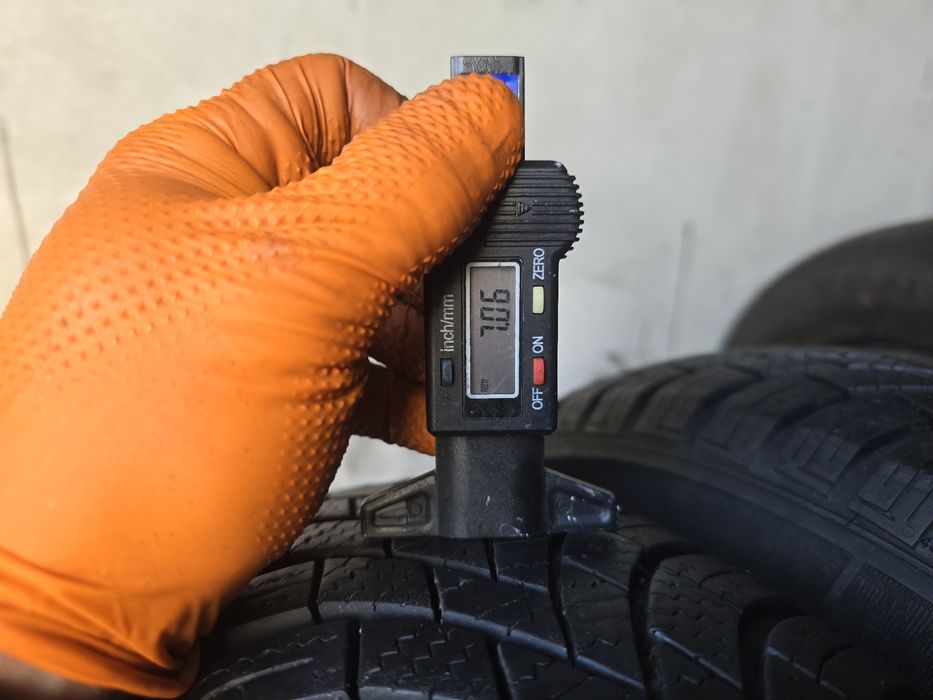 Sprzedam Jak Nowe 2 opony 165/70 14" Nexen zimowe 95% 2022r