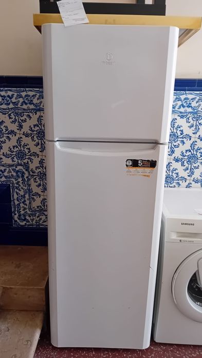 Frigorifico Indesit