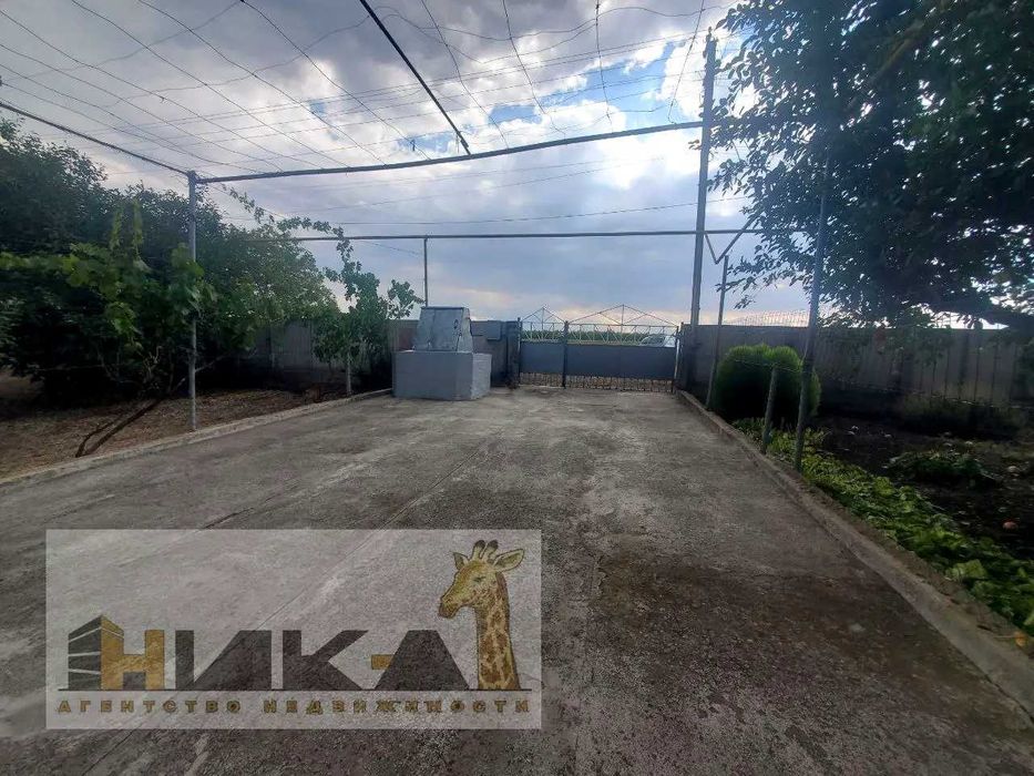 Продам будинок с. Лежине