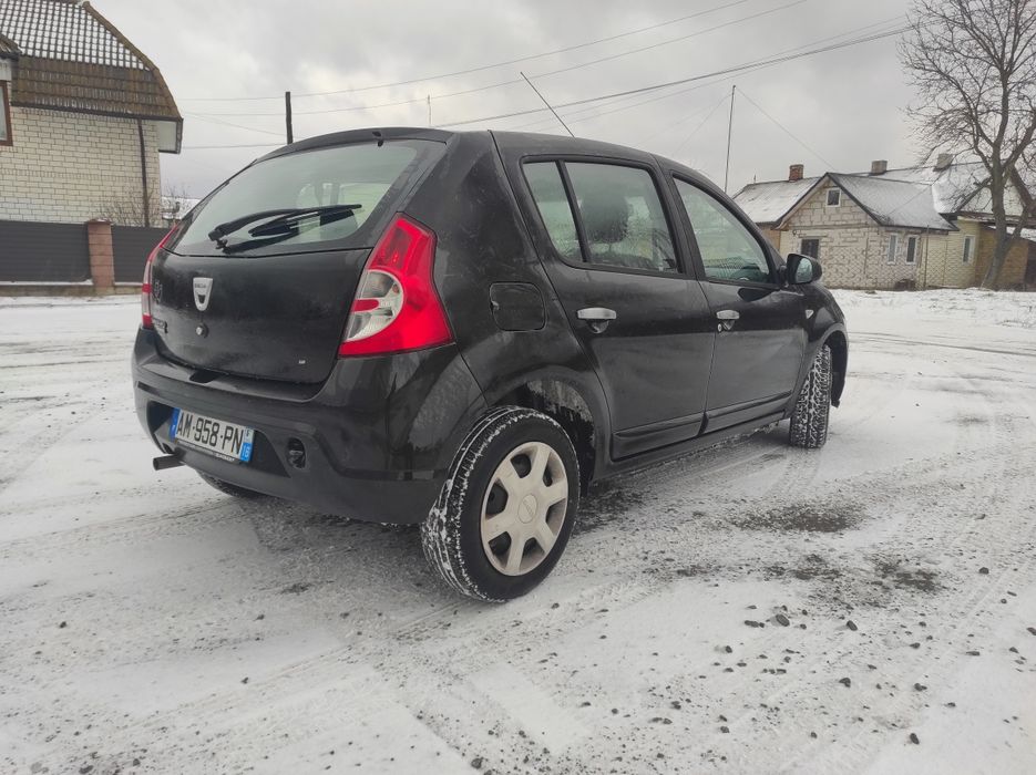 Дачія сандеро 1.4 Газ-бензин з кондиціонером